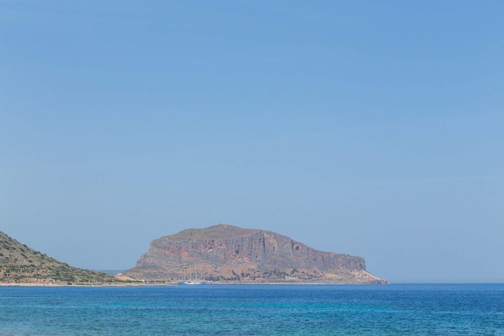 Venti Seaside Adult Hotel Монемвазия Экстерьер фото